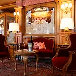 Hotel Regina Louvre Paris