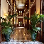 Regina Louvre Hotel Paris