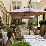 Regina Louvre Hotel