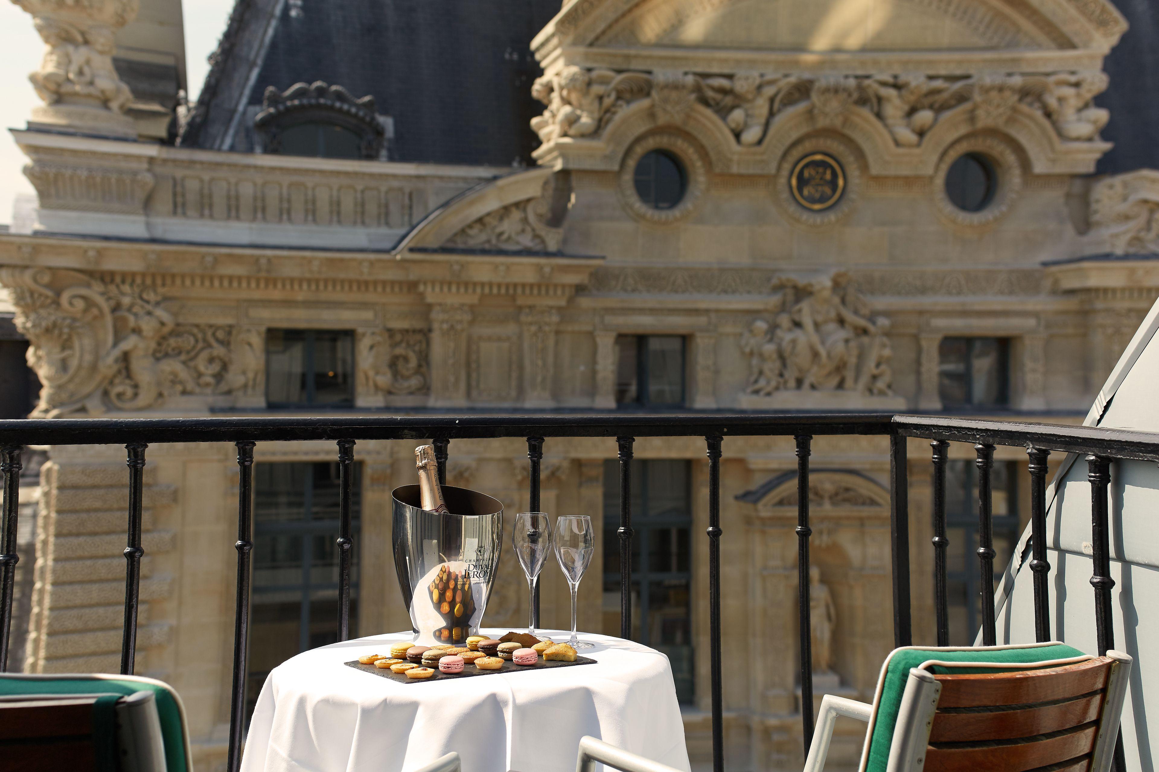 Regina Louvre Hotel 5*