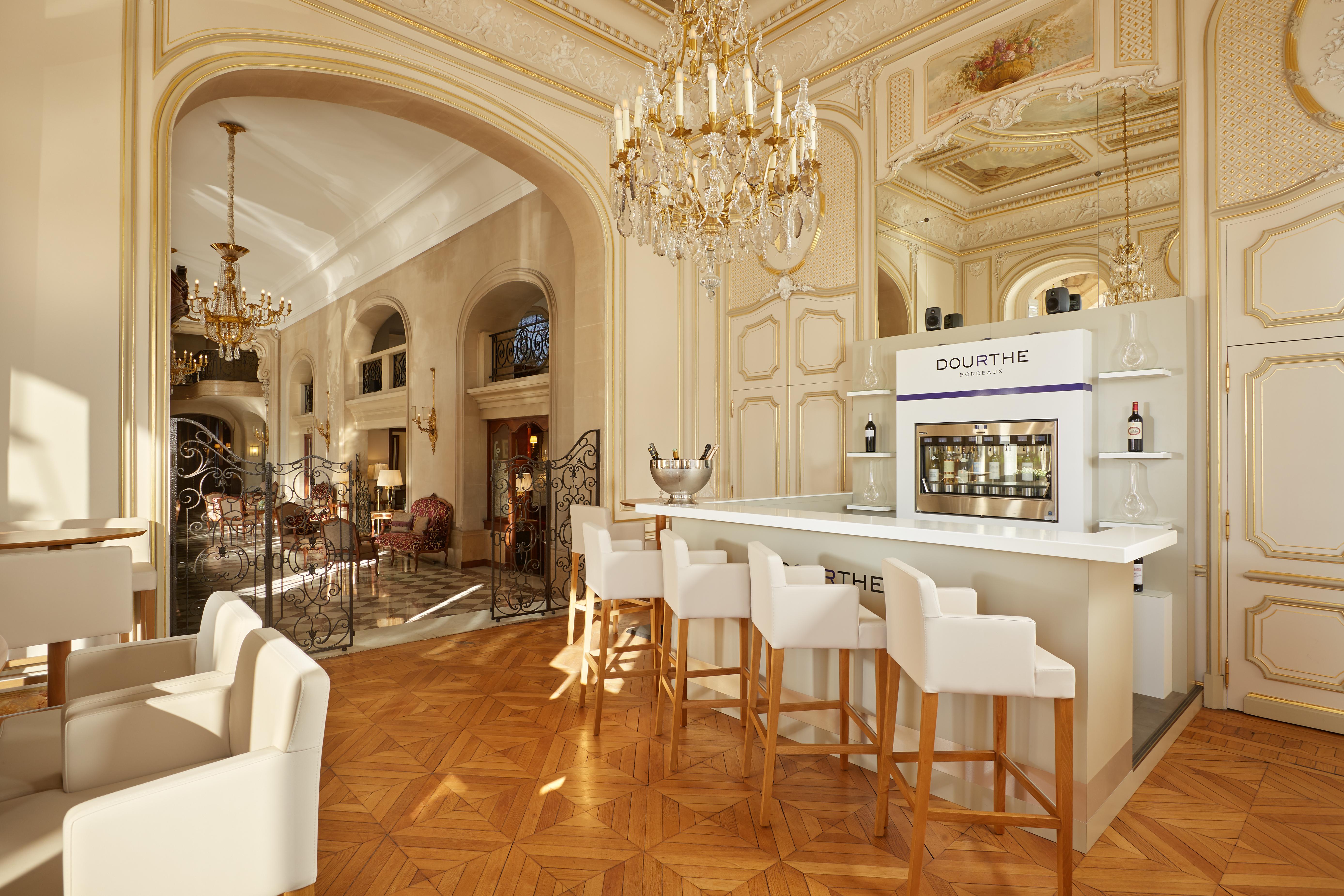 Regina Louvre Hotel 5*