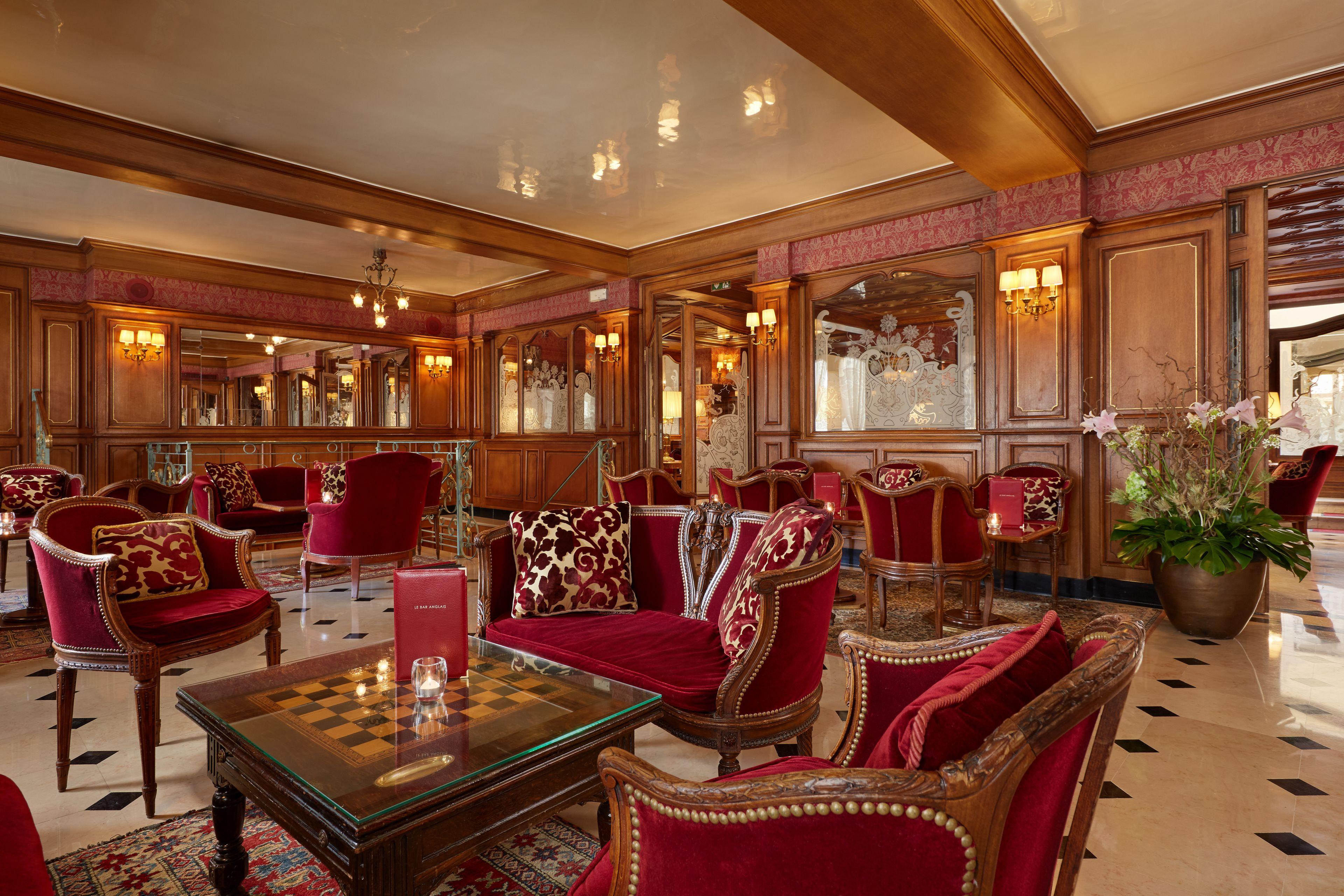 Regina Louvre Hotel 5*